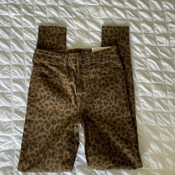 American Eagle leopard high rise jeggings - Picture 3 of 13